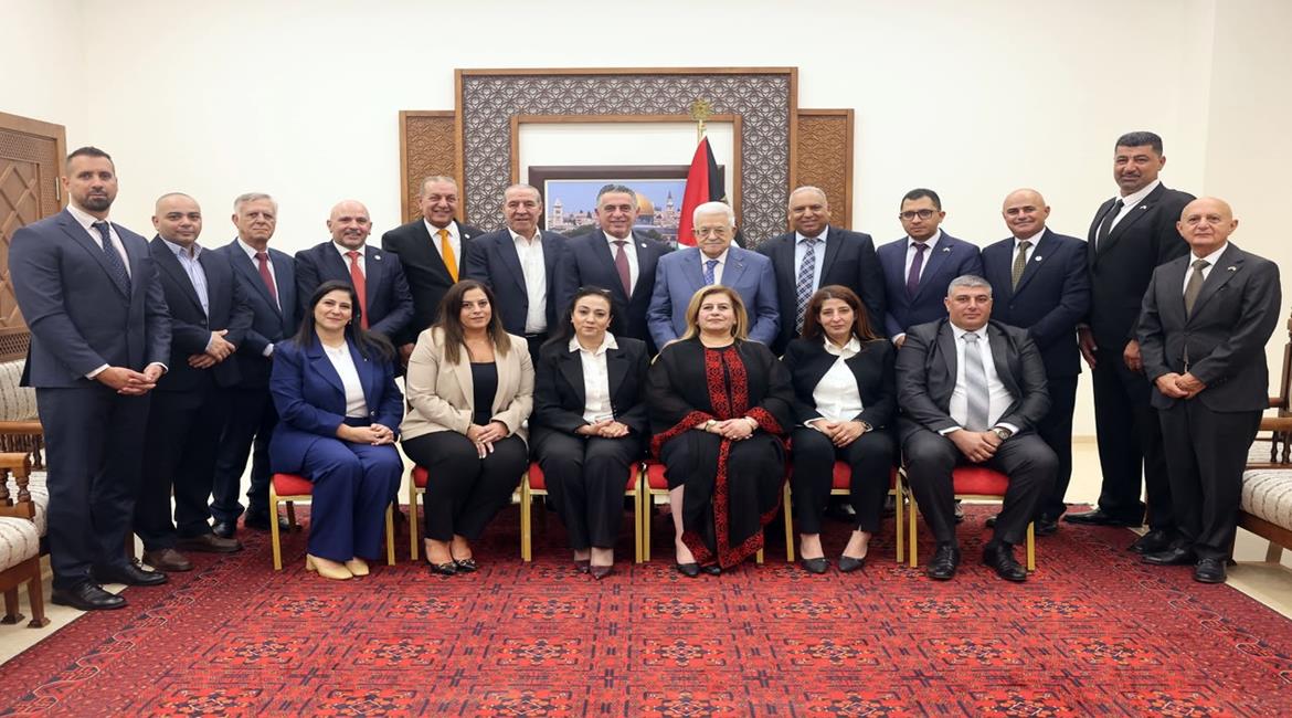 الرئيس محمود عباس، يستقبل رئيس بلدية رام الله جاك سعادة، وأعضاء المجلس البلدي المنتخبين، بحضور نائب الرئيس حسين الشيخ